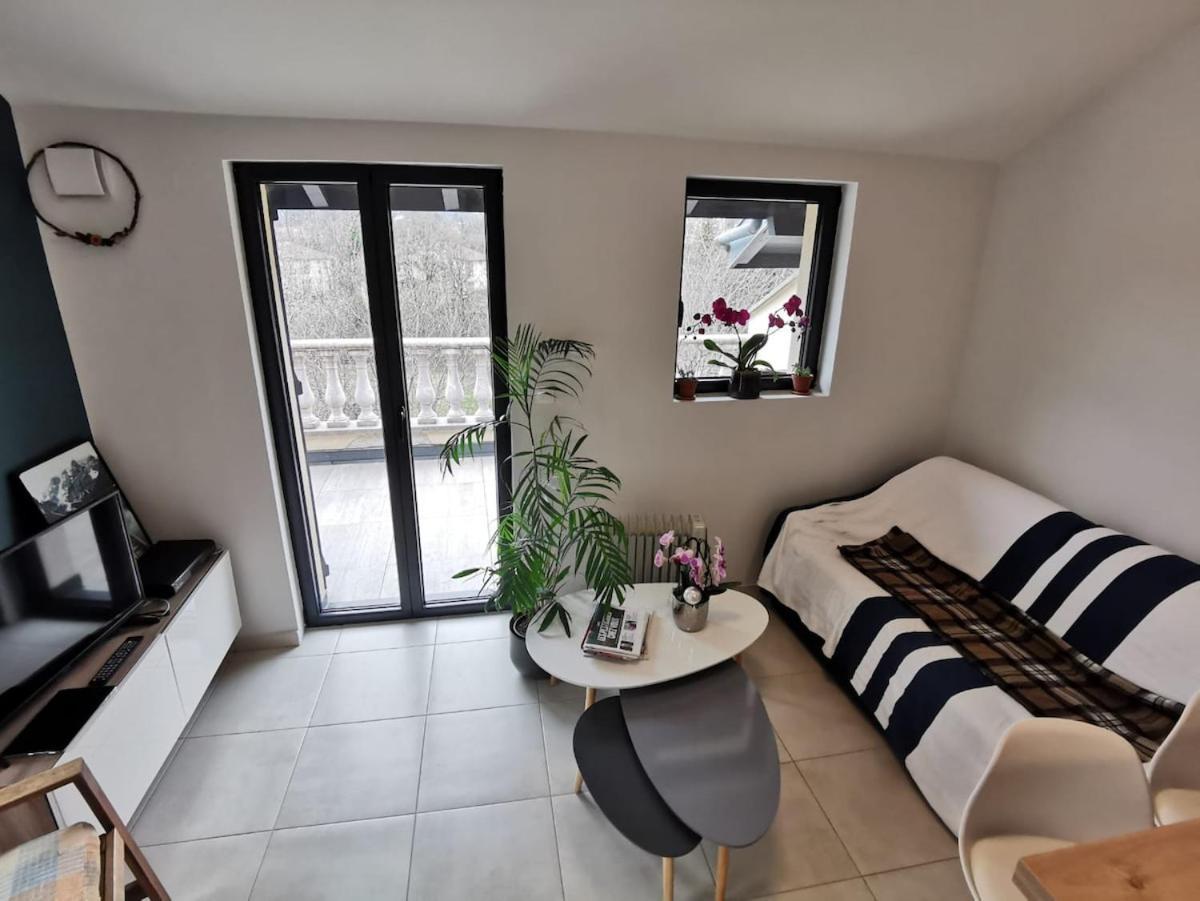 Appartamento Hebergeneve Les Terrasses Gex Esterno foto